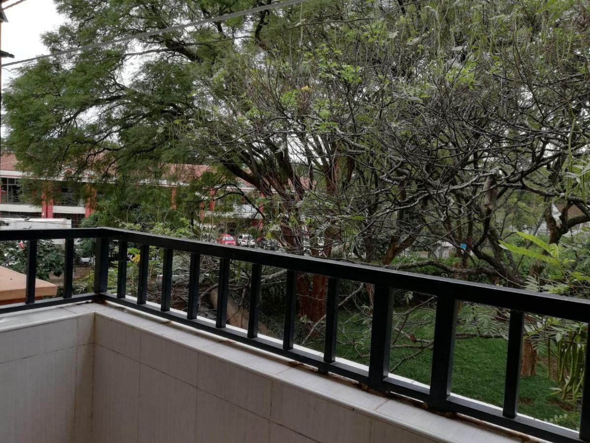 Mani'S Home Away From Home 奈洛比 外观 照片